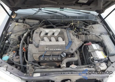 1999 Honda Accord Ex V6 z USA, uszkodzony, nr VIN 1HGCG225XXA002681